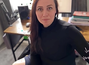 Creampie Stepmom while she takes a front call