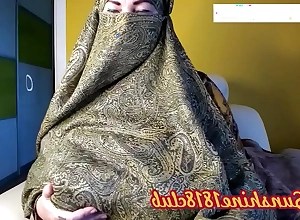 Turkish Arab milf in Hijab Muslim bbw wide beamy tits livecam chronicling November 10th
