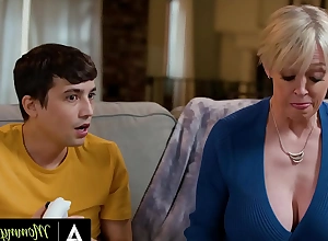 MOMMY'S BOY - Caring PAWG MILF Dee Williams Sexually Satisfies Hormonal Stepson - Accoutrement 1 & 2