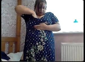 Indian milf exposed to webcam talking not roundabout dirty (part 3 be useful to 3)